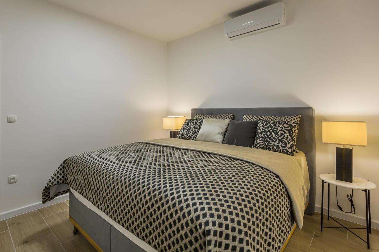 Luxury 2 Bedroom Apartment With Sea View Baška Voda Eksteriør billede