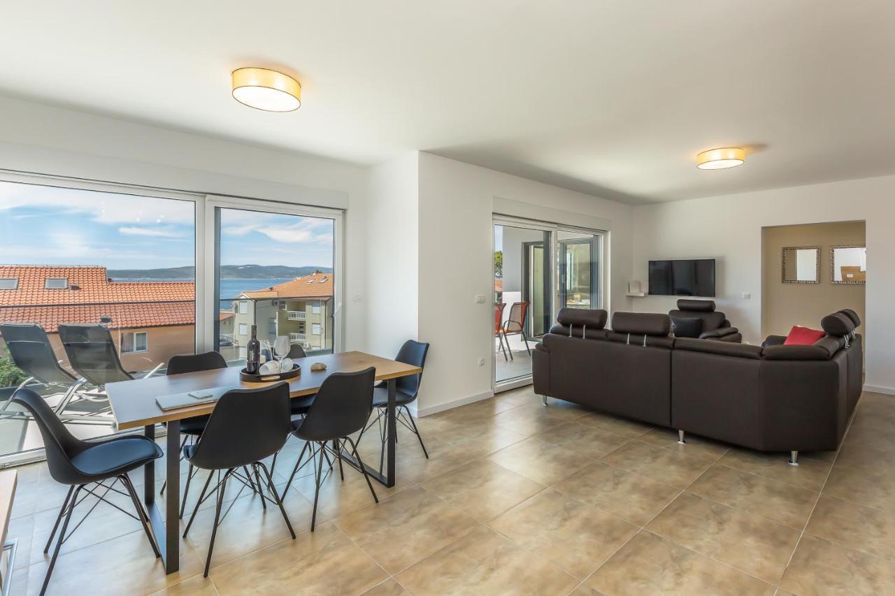 Luxury 2 Bedroom Apartment With Sea View Baška Voda Eksteriør billede